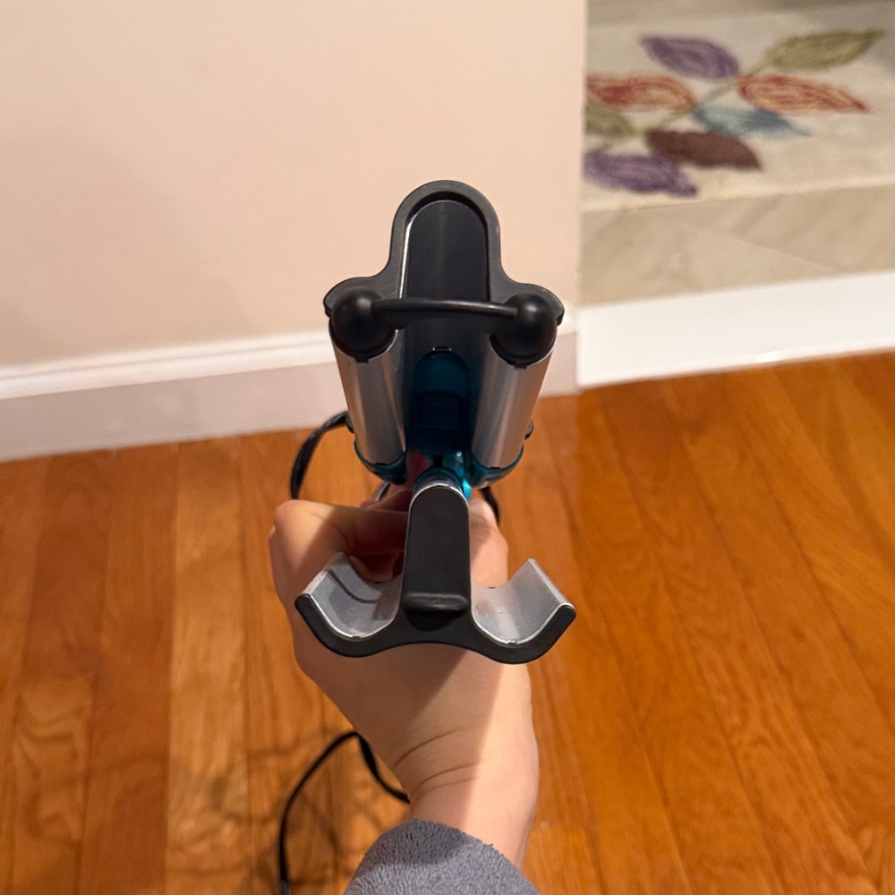TIGI BedHead Teal and Silver Styling Tool - Picture 9 of 11